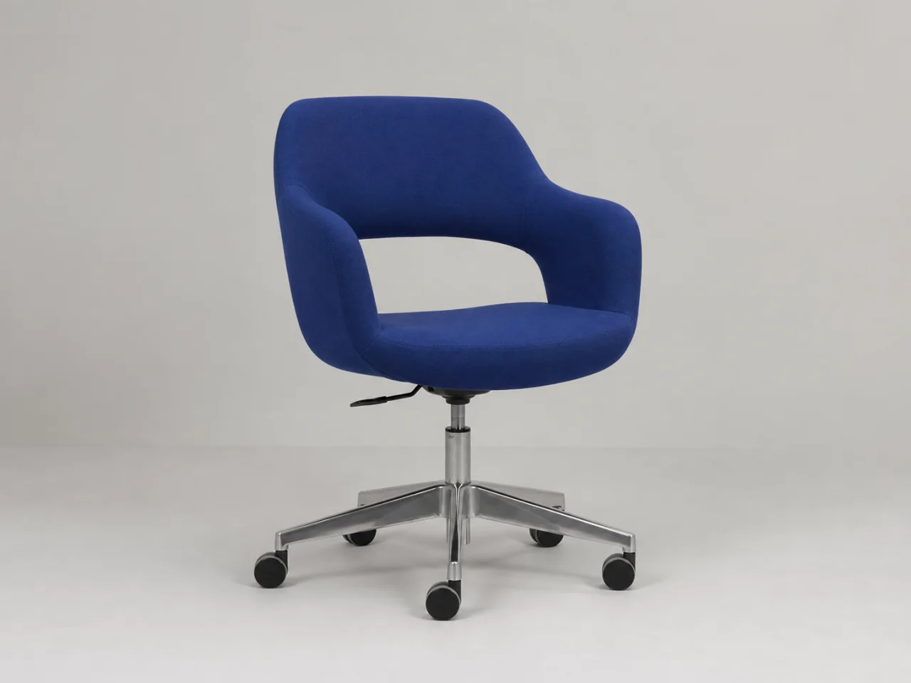 Before: A product photo changed from a plain studio to a colorful campaign set